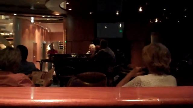 Mike McCabe playing "Great Balls of Fire" aboard the Adventure of the Seas in the Schooner Bar смотреть онлайн