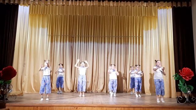"До ре ми" исполняет танцевальный коллектив "Радуга" Батуринский СДК смотреть онлайн