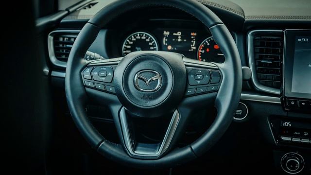 2023 Mazda BT-50 смотреть онлайн