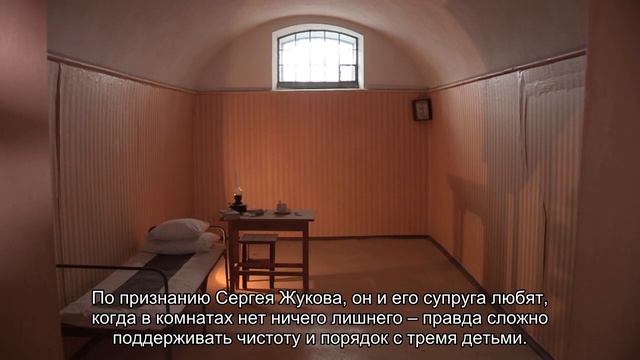 В гостях: как выглядит квартира 44-летнего Сергея Жукова смотреть онлайн