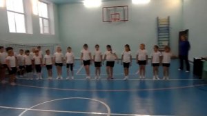 Акробатические пирамиды (спортивный праздник)