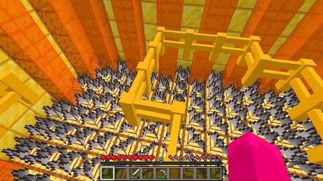 I found a TINY MAZE in Minecraft ! What's INSIDE the SMALLEST GOLD MAZE ? смотреть онлайн
