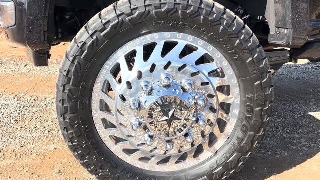 2023 Ford F450 Platinum Reserve Edition KELDERMAN LIFTED on 38s-BLACK & CHROME смотреть онлайн