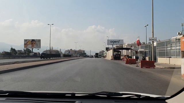 • Дорога в аэропорт Бейрута, лечу в Иорданию. Road to the airport of Beirut, flying to Jordan смотреть онлайн
