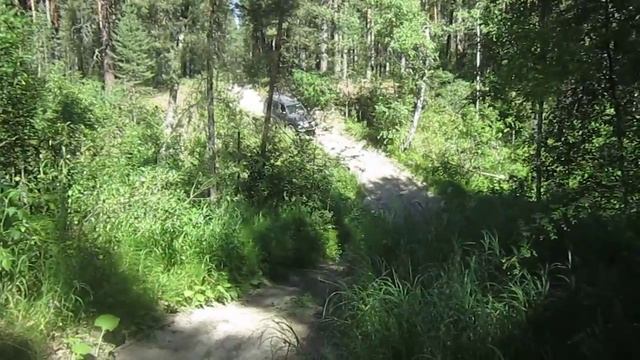 ниссан террано 2 (форд маверик) в лесу (off-road)