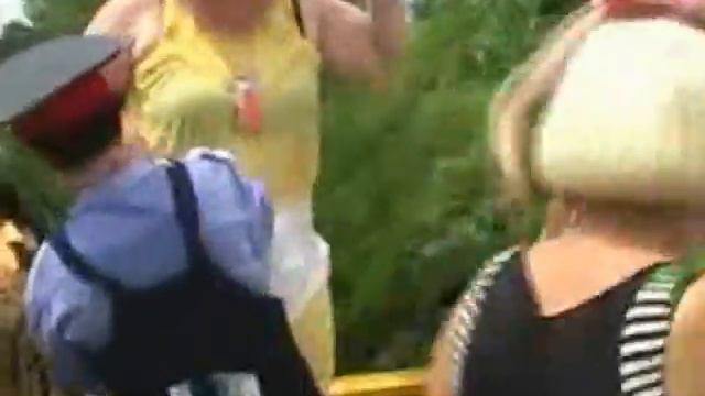 Второй день свадьбы купание родителей Северская смотреть онлайн