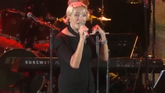 Laimas Vaikules solo koncerts DZINTAROS 29.07.2023 смотреть онлайн