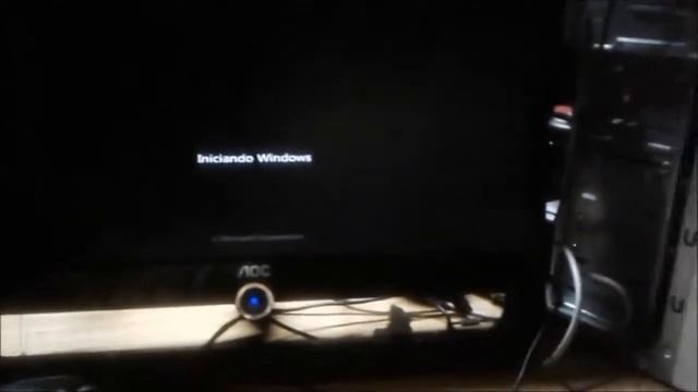 Limpieza la Tarjeta Gráfica Geforce NVIDIA 9800GT e iniciar Windows 7 y para probar el juego смотреть онлайн