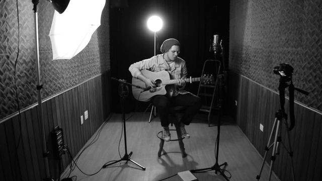 Felipe Ramos - Átrios | Sala Vazia смотреть онлайн