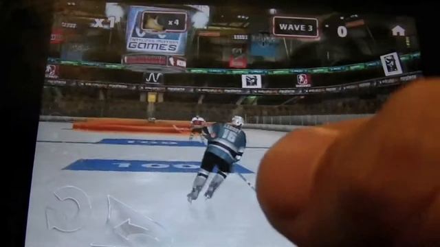 IceBreaker Hockey iPhone смотреть онлайн