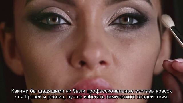 Пушистые «соболя» или четкая геометрия: какие брови в тренде этой зимой смотреть онлайн