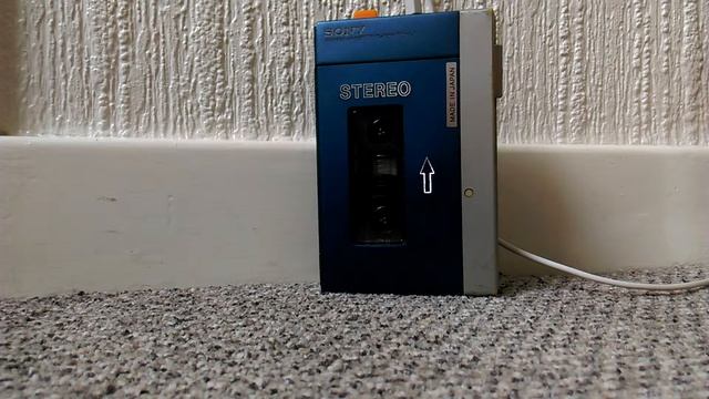 Sony Walkman TPS-L2 Cassette Tape Player смотреть онлайн