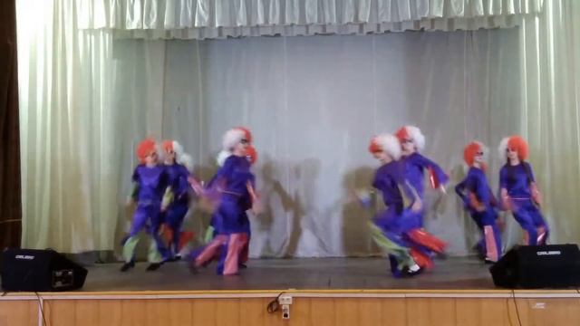 Коллектив эстрадного танца "Фортуна "Мини диско" смотреть онлайн