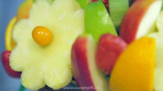 Как собрать красивый фруктовый букет. Магазин подарков «SweetGift», букет из фруктов 