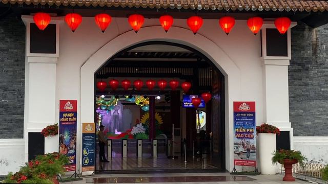 3. Дананг ВЛОГ | Стало плохо в парке аттракционов, МНОГО кофеен, самый ВКУСНЫЙ фобо смотреть онлайн