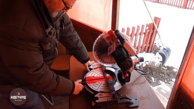 ОНЛАЙН ТРЕЙД.РУ — Пила торцовочная ЗУБР ЗПТ-255-1800 ЛМ2 смотреть онлайн