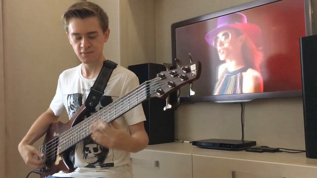 IOWA - 140 [Bass cover] смотреть онлайн