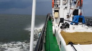 Путешествия "Ярика"(катер Ярославец, проект РМ 376, 1988г выпуска), работает на государство.