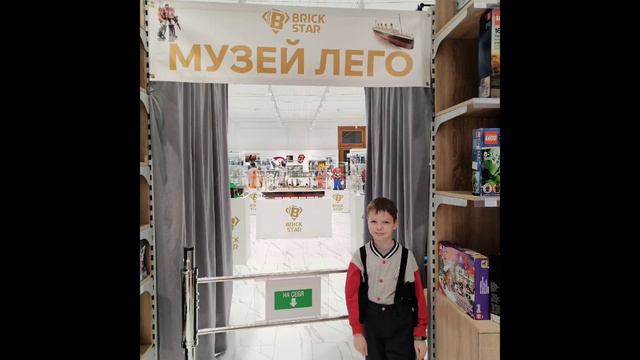 Прогулка по Санкт-Петербург ( музыка Арт-Студия Питер Пен - Питер, привет!) смотреть онлайн