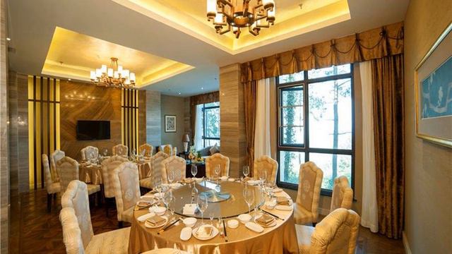 Fu Ya Yun Duan Holidy Hotel - Chongqing - China смотреть онлайн