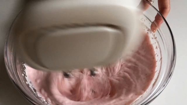 Мороженое Клубничное в Домашних Условиях (Homemade Ice Cream) смотреть онлайн