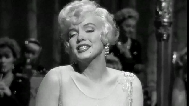 Marilyn Monroe - I Wanna Be Loved By You смотреть онлайн