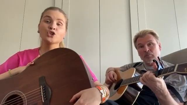 Дочь Александра Малинина, Устинья поет романс 