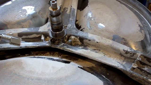 День второй продолжаем эксперименты с кислотой, жгём накипь стиральной машины, это не покажут по ТВ смотреть онлайн