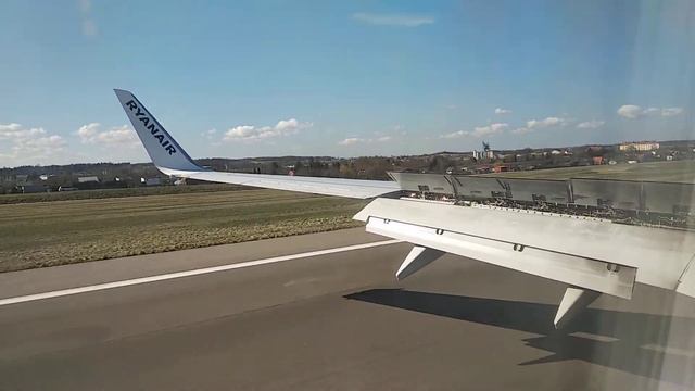 Lądowanie na lotnisku w Gdańsku. Посадка в аэропорту Гданьск смотреть онлайн