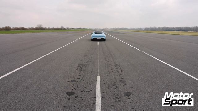 Porsche Taycan RWD : 0-220 km/h смотреть онлайн