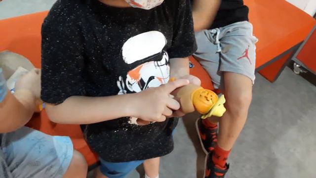 Monster Flex Esnek Oyuncaklar Aldik смотреть онлайн