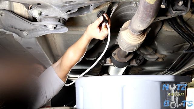 2001-2006 Toyota Camry AC Evaporator cleaning and air freshening смотреть онлайн