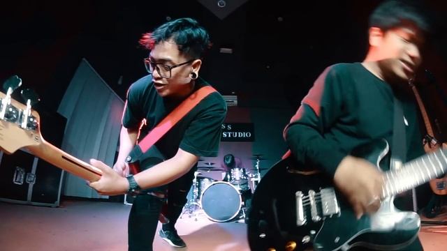 STAND HERE ALONE - JAV OFFICIAL MUSIC VIDEO смотреть онлайн