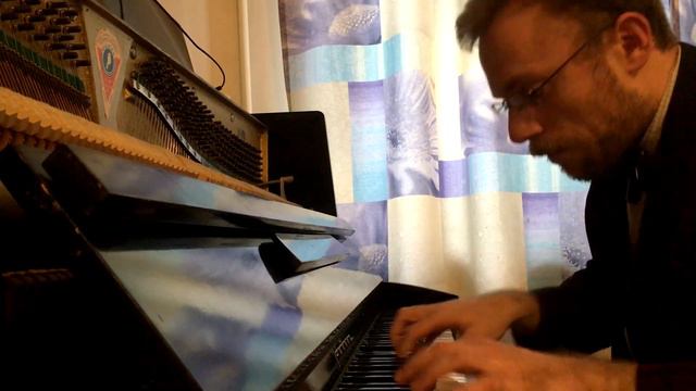 Четыре зуба ("Под солнцем цилиндром сверкая...") смотреть онлайн