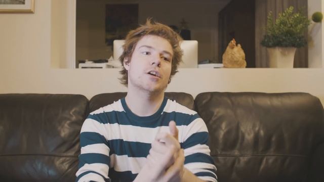CLASSES vs STRUCTS in C++ смотреть онлайн