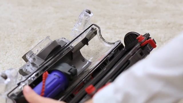 Замена валика щетки пылесоса Dyson DC40, DC42 смотреть онлайн
