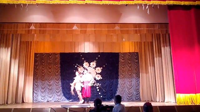 Вальс Зоряна ніч смотреть онлайн