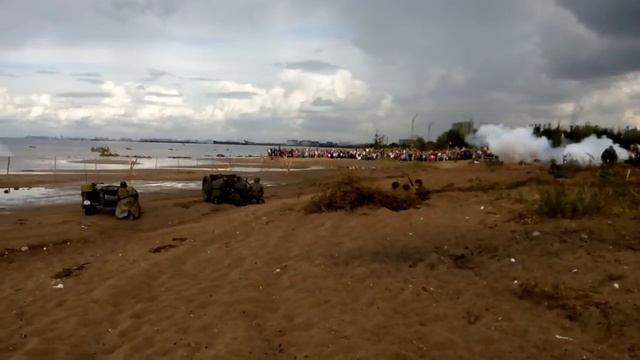 Реконструкция высадки морской пехоты Балтийского флота на острова Рижского залива в 1944 году смотреть онлайн