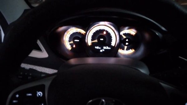 Низкие прогревочные обороты на весте.mp4