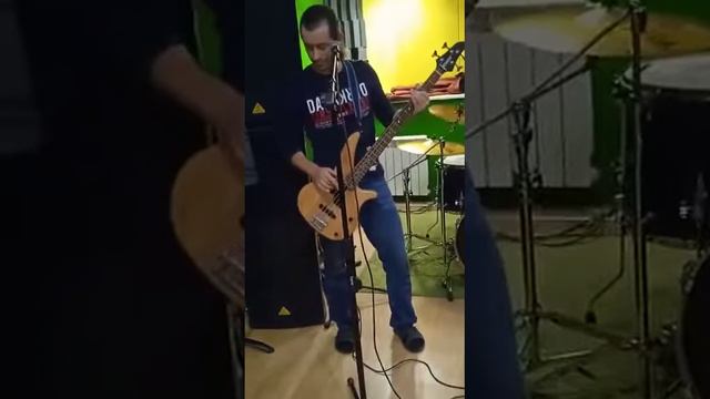 НеРвНыЙ ТиК - Последняя Спичка. смотреть онлайн