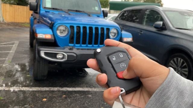 2023 Jeep Gladiator Alarm смотреть онлайн
