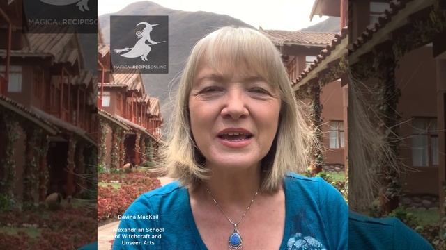 School of Witchcraft opens at Midnight, Halloween / Samhain October 31st 2021. Davina MacKail смотреть онлайн