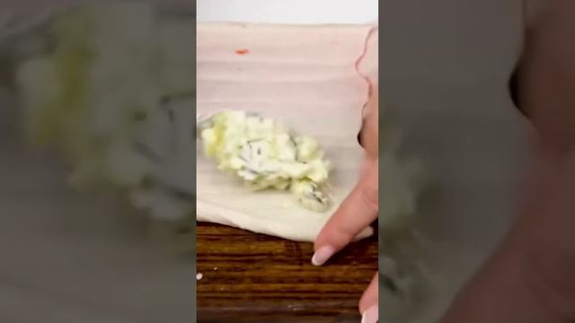 Лучшая ЗАКУСКА на НОВЫЙ ГОД 2023 для любителей Крабовых палочек! #быстрыезакуски #закуски смотреть онлайн