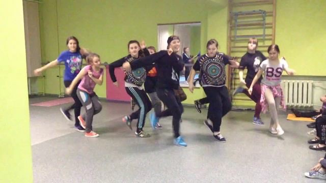 Kolya Manuy - Planet Earth dancehall routine / Коля Маню - Планета Земля Дэнсхолл смотреть онлайн