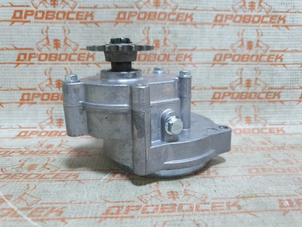 Понижающий редуктор 5:1 на двигатель, подходит на двигатель от мотокосы, можно сделать мопед или маш