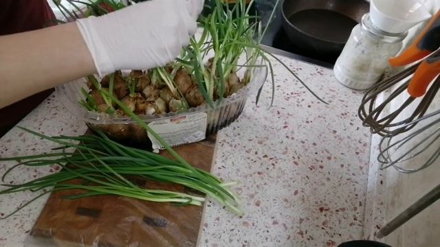 ДАЧНЫЙ ВЛОГ #1 | УСТРОЙСТВО ТЕПЛИЦЫ И СБОР ПЕРВОГО УРОЖАЯ | ЧИЩУ СЕЛЕДКУ ПО-ДАЛЬНЕВОСТОЧНОМУ смотреть онлайн