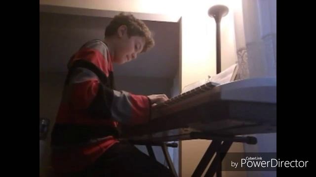 Russian Маленький Вальс On Piano смотреть онлайн