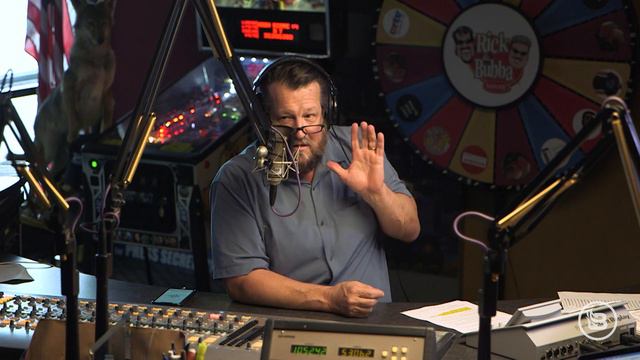 The Untold Story of the Rick & Bubba Theme Song | Brad Ryan | Ep 90 смотреть онлайн