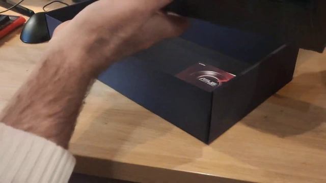 Распаковка GeForce RTX 3060 TUF Gaming OC куплена на Розетке. смотреть онлайн