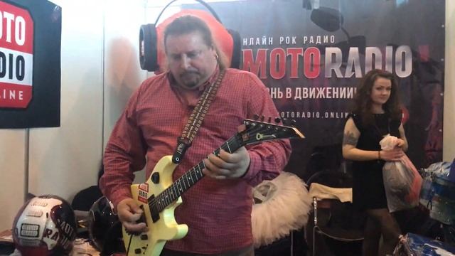 IMIS 2018 - MOTORADIO. Валерий Остапенко, гитара. смотреть онлайн
